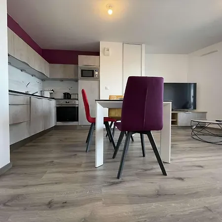 Apartament Appt 3 Pieces - Lr670-303 *