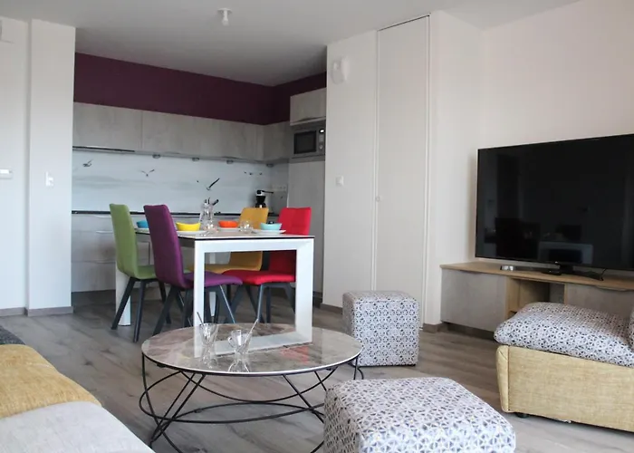 Appt 3 Pieces - Lr670-303 Apartamento
